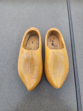 Women's Wooden Clogs